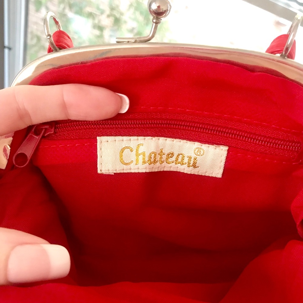 CHATEAU RED CROSSBODY - Picture 5 of 12